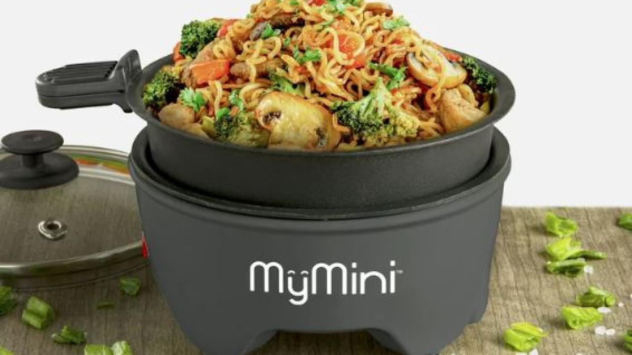 https://www.cookinggizmos.com/wp-content/uploads/2023/07/31/MyMini-5-inch-Noodle-Cooker-Skillet-Electric-Hot-Pot-1280x720.jpg